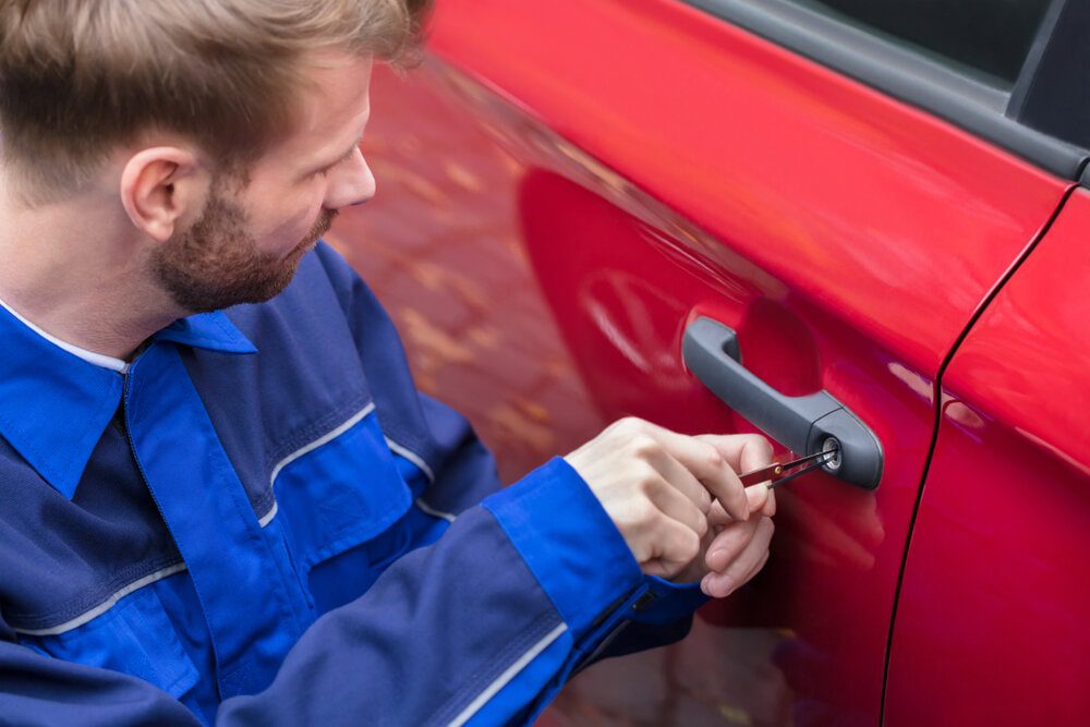 Vehicle Lockout Opening
